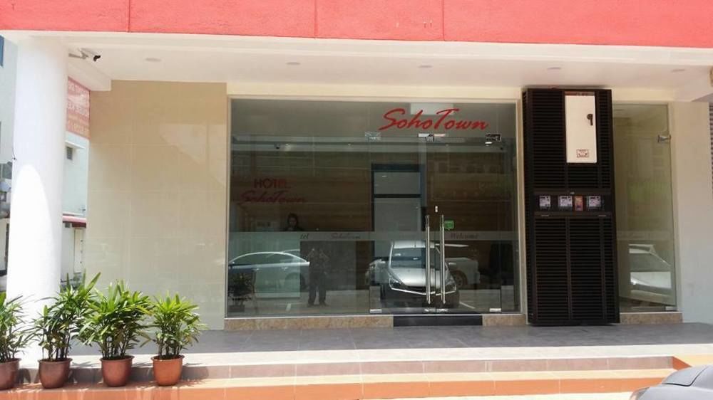 Hotel Zamburger Lamb Special Malacca Exterior photo